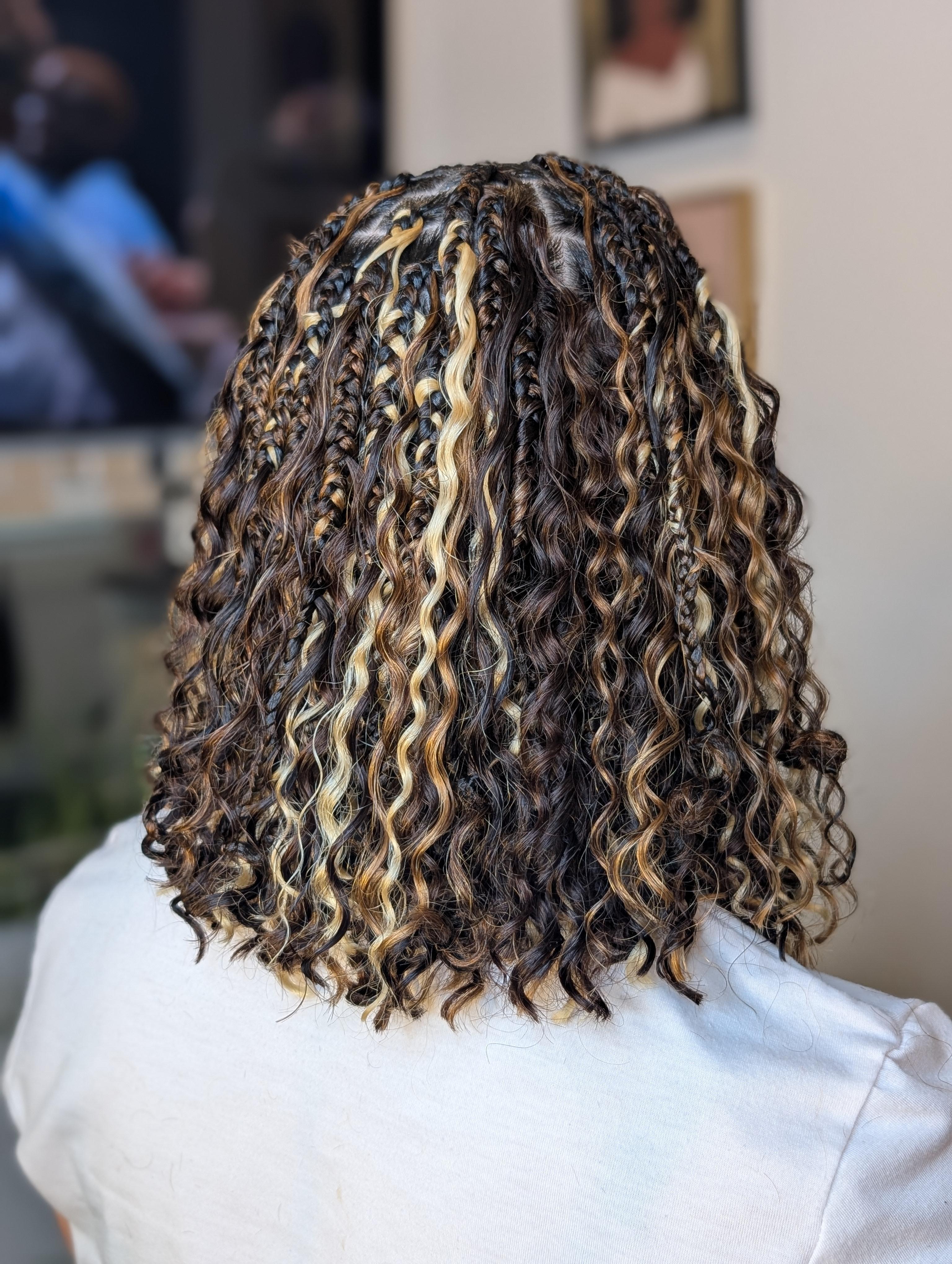 #17 - Bob Bohemian Knotless